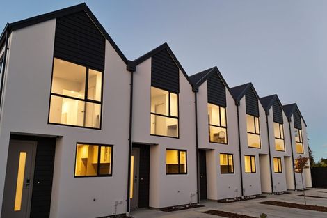 Photo of property in 9/29 Main Road South, Sockburn, Christchurch, 8042