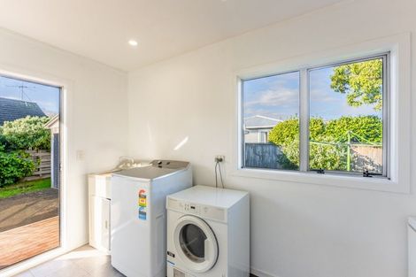 Photo of property in 285 Te Moana Road, Waikanae, 5036