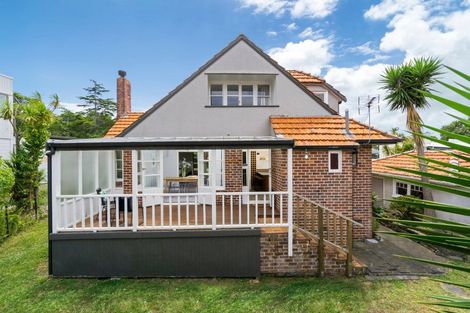 Photo of property in 31 Norwood Road, Bayswater, Auckland, 0622