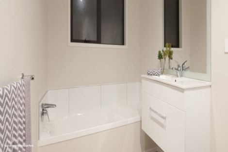 Photo of property in 57 Olds Crescent, Cromwell, 9310