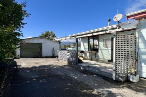 Photo of property in 9 Menzies Street, Westport, 7825