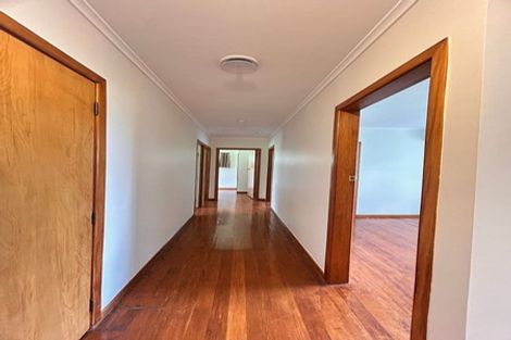 Photo of property in 21 Shanaway Rise, Hillcrest, Auckland, 0627