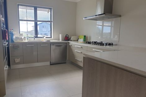 Photo of property in 47 Mackay Drive, Greenhithe, Auckland, 0632