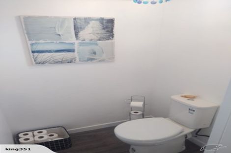 Photo of property in 2 Moore Avenue, Tawhero, Whanganui, 4501