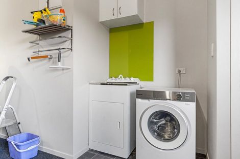 Photo of property in 23 Carrington Drive, Carterton, 5713