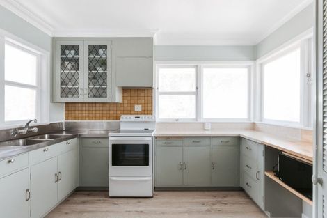 Photo of property in 93 Oceanview Road, Mount Maunganui, 3116