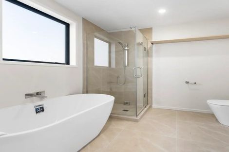 Photo of property in 30c Tawa Crescent, Manurewa, Auckland, 2102