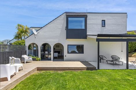 Photo of property in 2/26 Salem Place, Torbay, Auckland, 0630