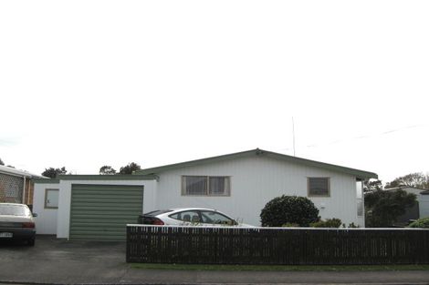 Photo of property in 14 Walsh Road, Westown, New Plymouth, 4310