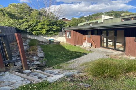 Photo of property in 16a Arawata Terrace, Fernhill, Queenstown, 9300