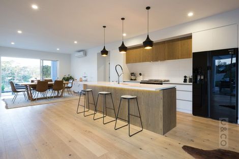 Photo of property in 10 Tauwaka Crescent, Riverhead, 0820