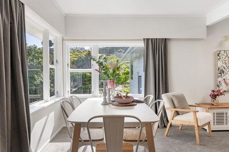 Photo of property in 30 Bassett Road, Johnsonville, Wellington, 6037