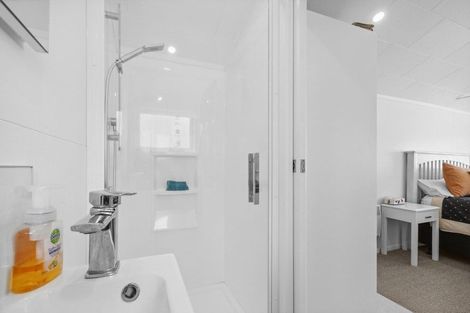 Photo of property in 4 Shearer Drive, Oakura, 4314