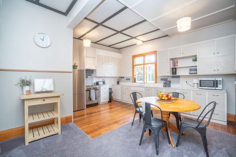 Photo of property in 216 Grey Street, Palmerston North, 4414