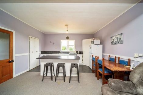 Photo of property in 25 Hobson Street, Normanby, Hawera, 4614