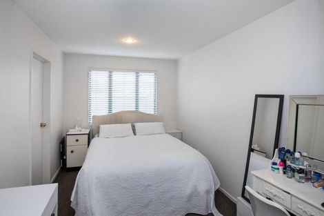 Photo of property in 68 Thackeray Place, Waltham, Christchurch, 8023