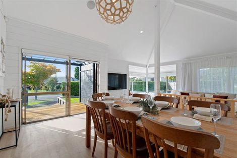 Photo of property in 13 Thelma Place, Lynmore, Rotorua, 3010