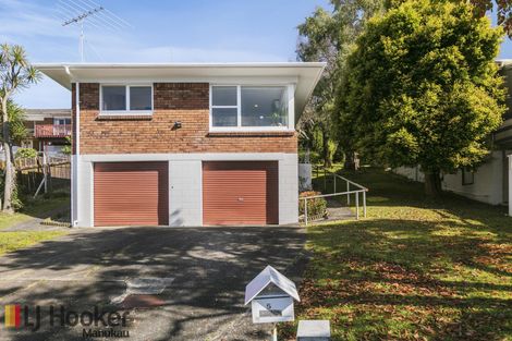 Photo of property in 1/5 Keldale Place, Forrest Hill, Auckland, 0620