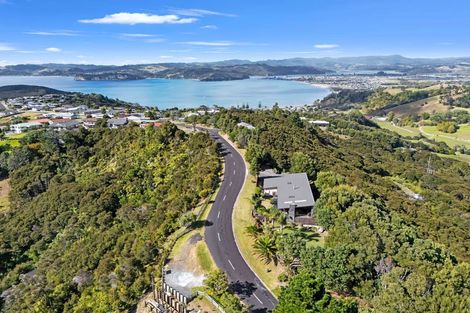Photo of property in 4 Tarapatiki Drive, Whitianga, 3510