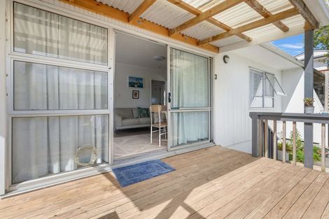 Photo of property in 3/54 Lynwood Road, New Lynn, Auckland, 0600
