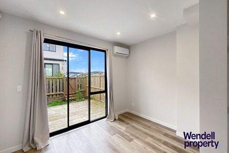 Photo of property in 3/86 Fred Taylor Drive, Westgate, Auckland, 0814