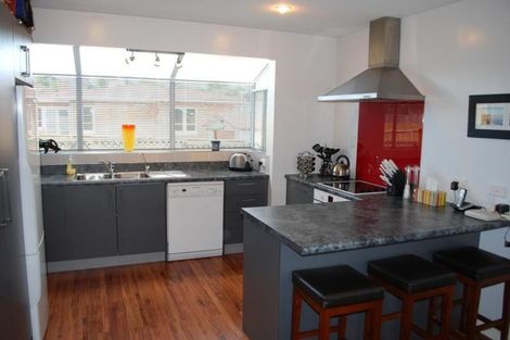 Photo of property in 10 Copley Street, New Lynn, Auckland, 0600