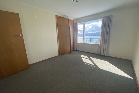 Photo of property in 32 Newport Terrace, Seatoun, Wellington, 6022