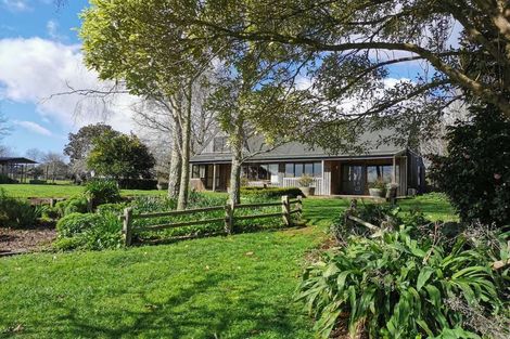 Photo of property in 156 Oira Road, Karaka, Drury, 2578