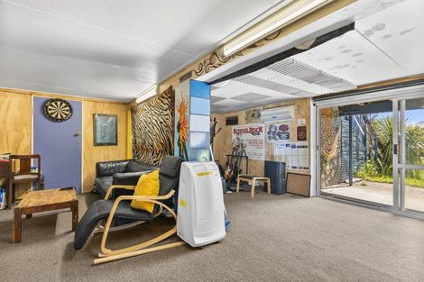 Photo of property in 93 Upton Street, Wanaka, 9305