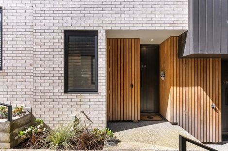 Photo of property in 14 Ara Toutouwai, Karori, Wellington, 6012