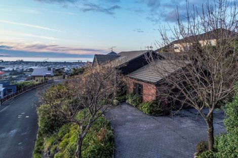 Photo of property in 46 Coster Street, Enner Glynn, Nelson, 7011