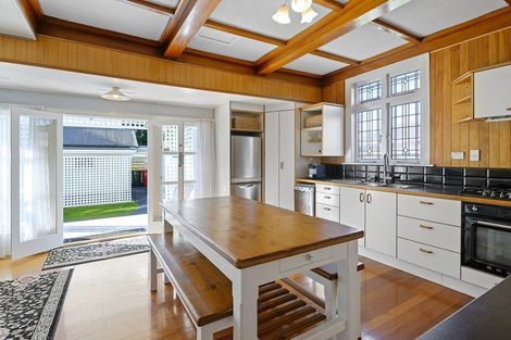 Photo of property in 58 Queen Street West, Levin, 5510