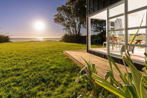 Photo of property in 55a Wharemauku Road, Raumati Beach, Paraparaumu, 5032