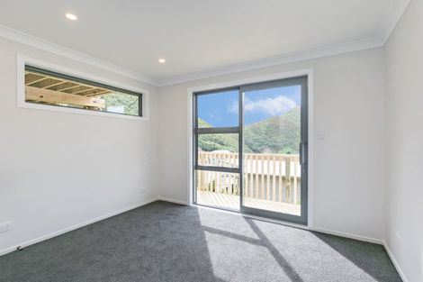 Photo of property in 1 Rarangi Way, Owhiro Bay, Wellington, 6023