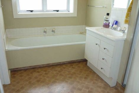 Photo of property in 63 Whitby Street, Burnside, Christchurch, 8053