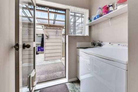 Photo of property in 30 Rosehill Place, Nawton, Hamilton, 3200