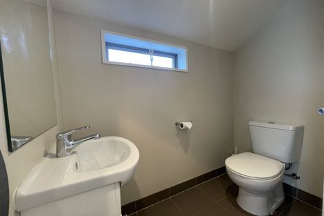 Photo of property in 207a Memorial Avenue, Burnside, Christchurch, 8053
