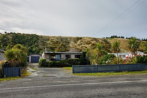 Photo of property in 19 South Bay Parade, South Bay, Kaikoura, 7300