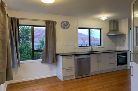 Photo of property in 1/114 Kervil Avenue, Te Atatu Peninsula, Auckland, 0610