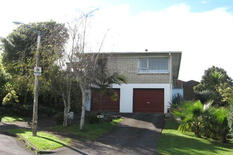 Photo of property in 2/11 Golders Place, Howick, Auckland, 2014