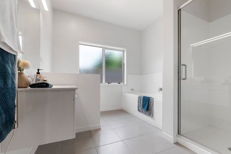 Photo of property in 1b Great West Road, Matipo Heights, Rotorua, 3015