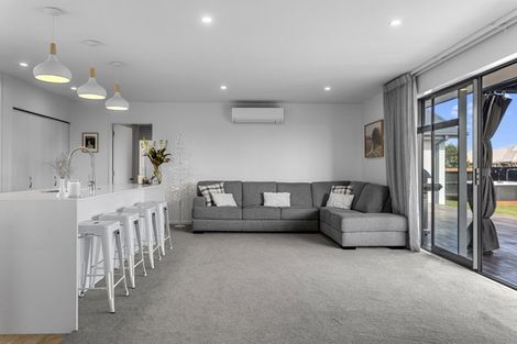 Photo of property in 21 Flaxon Place, Burwood, Christchurch, 8083