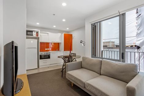Photo of property in Alpha Apartments, 505/17 Vogel Lane, Auckland Central, Auckland, 1010