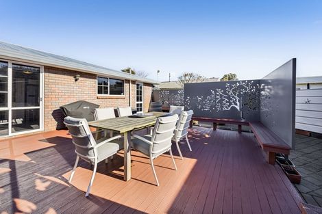 Photo of property in 20 Hira Street, Ohawe, Hawera, 4671