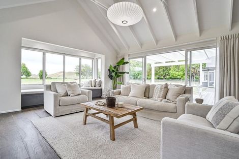 Photo of property in 664a Swamp Road, Puketapu, Napier, 4183