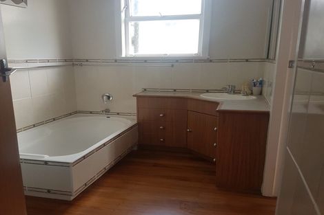 Photo of property in 25 Beech Crescent, Hillcrest, Hamilton, 3216