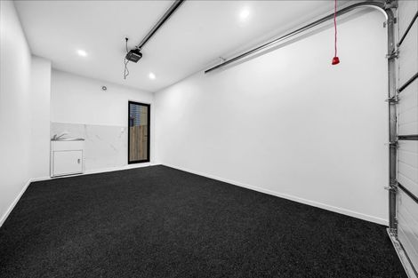 Photo of property in 22 Whare Kauri Road, Papakura, 2110