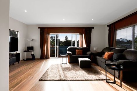Photo of property in 10 Caledonia Place, Highlands Park, New Plymouth, 4312