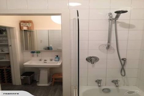 Photo of property in 6 Barton Terrace, Thorndon, Wellington, 6011