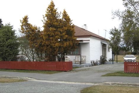 Photo of property in 18 Mckenzie Street, Fairlie, 7925